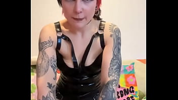 If this turns you on you have to send £5