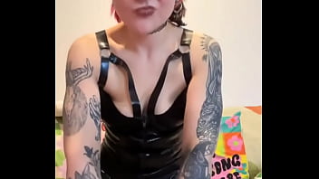 If this turns you on you have to send £5