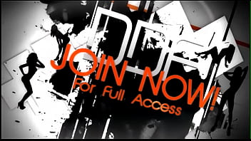 Newcomer chick in ddf studio