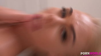 Come play with me hardcore fucking in changing room