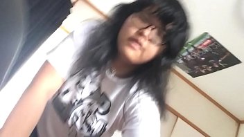 Girl masturbate with insert dildo and ice candy