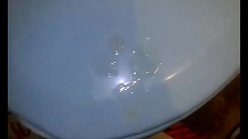 Sacandome la leche de un mes acumulado