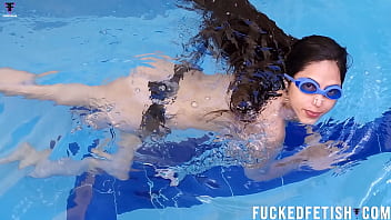 Preview new scene helen naked pool