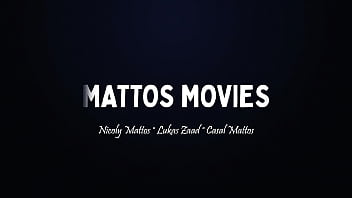 A lactante meus biquinhos estão cheios de leitinho pra você