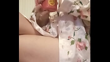 Bonjour mes coquins je vous offre le café