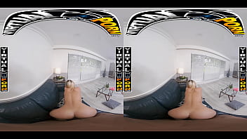 Virtual porn smoking hot chloe temple lets her stepdad jay rub and finger her wet pussy