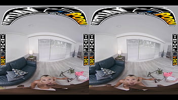 Virtual porn smoking hot chloe temple lets her stepdad jay rub and finger her wet pussy