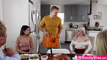 Thanksgiving with the family turned into a threesome with stepbro and his stepsisters