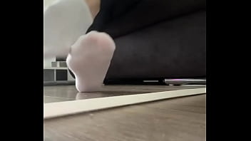 Good morning #socksoles #socks #whitesocks #teen #blacknails #hj #feet #fetish