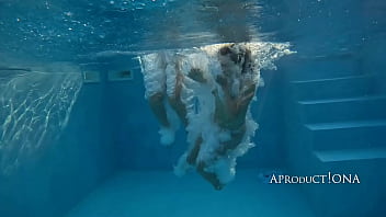 Summer squirting lesbians