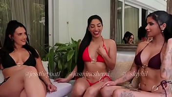 Are you ready to see 3 desi baddies get wild