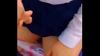 Profe con alumna chavita bien cerradita y apretada no aguantó nada cuando la metió hermosa pussy de estudiante de técnica video casero Profe con alumna chavita bien cerradita y apretada no aguantó nada cuando la metió hermosa pussy de estudiante de técnica video casero