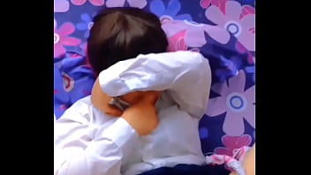 Profe con alumna chavita bien cerradita y apretada no aguantó nada cuando la metió hermosa pussy de estudiante de técnica video casero Profe con alumna chavita bien cerradita y apretada no aguantó nada cuando la metió hermosa pussy de estudiante de técnica video casero
