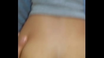 Cogiendo con la putita de mi novia comenten