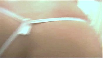 Sexy frau im krankenschwesterkostüm