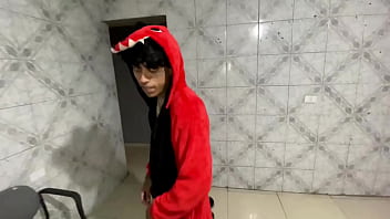 Mamei meu namorado e ele gozou na minha bucetinha