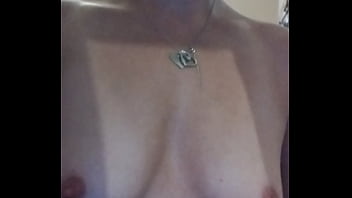 Humm qui pour passer un bon moment n'oublie pas de t'abonner à l'année pour