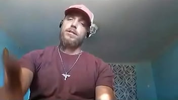 Makes me horny as fuck