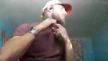 Makes me horny as fuck