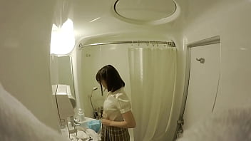 【超貴重】秋葉原の地下アイドルの特典会の様子。顔射ありの裏オプション 1