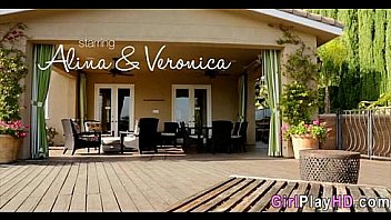 Lesbians in heat 0604