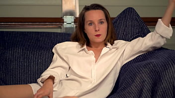 Brunette smoking tease – blouse & blue cosplay hair