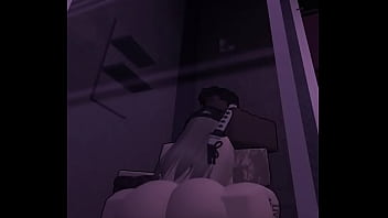 Se la chupa por unos robux