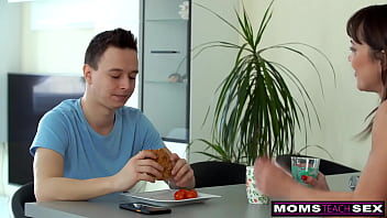 Lusty milf alyssa reece lets virgin stepson practice pounding her pussy before his date