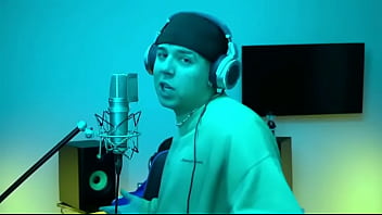 Quédate que las noches sin ti duelen