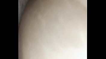 Le encanta que la folle y hacer squirt y correrse hasta el culo