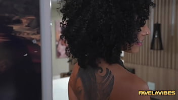 Morena cacheada e deliciosa dando gostoso mais uma novidade aqui no fv princess reeh fv