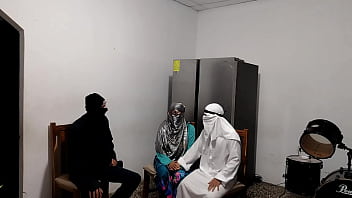 Amateur latina fucks after priest ́s blessing real homemade sex