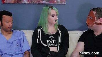 Foolish slut gets her fuckholes spread and deeply nailed