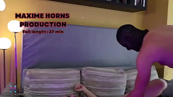 J'étais loin de me douter de la surprise que noochka2 m'avait préparée les yeux bandés je me retrouve entre l