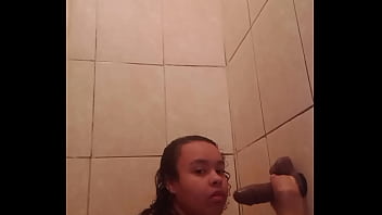 Ninfeta se acabando na rola