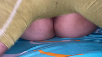 Le saco toda su leche a mi padrastro