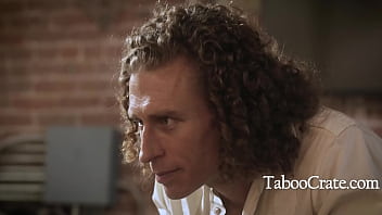 Hollywood horror aspiring starlet becomes cum dump on tape