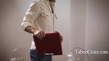 Hollywood horror aspiring starlet becomes cum dump on tape