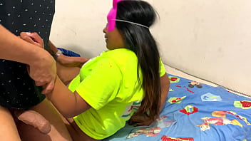 La mujer de mi amigo se toma toda pero toda mi leche para luego ir a besarlo a el