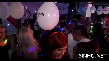 Attractive babes are getting coarse bangings during orgy