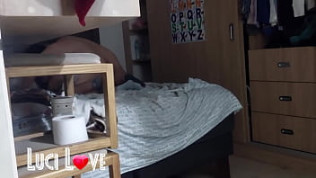 Llego a casa y encuentro a mi esposa puta con su amante luego me invitaron a observar