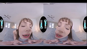 Hot brunette babe gets fucked virtually