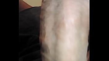 Tocandome en el baño 2