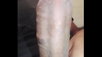 Tocandome en el baño 2