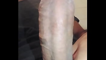 Tocandome en el baño 2