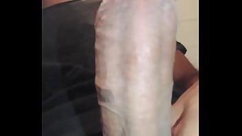 Tocandome en el baño 2