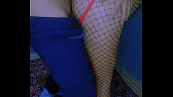 Safada toma rola grossa na bucetinha