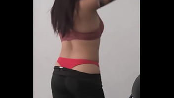 La perra es una zorra y celebra una nueva era ella es mi hermanastra la tetona caliente La perra es una zorra y celebra una nueva era ella es mi hermanastra la tetona caliente