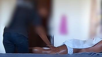 Happy ending in spa girl got angry