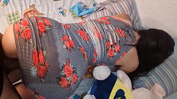 Eyaculando dentro de ella